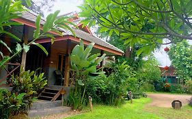 Sawasdeepai River Resort
